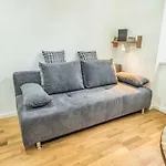 Apartman Celakovsky-4 By Interhome *